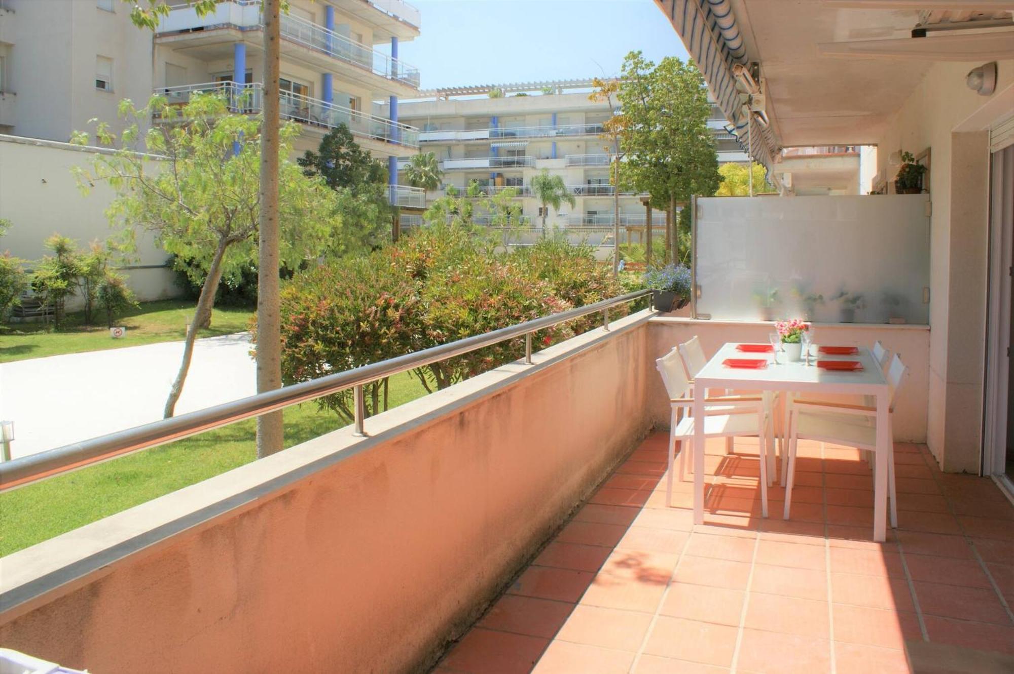 Precioso Apartamento Para 6 Personas Roses Luaran gambar